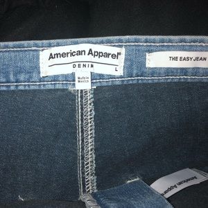 American apparel “ The easy jean “ size Large 🌸